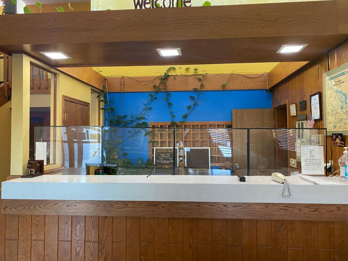 America'S Stay Inn Stewartville Екстериор снимка