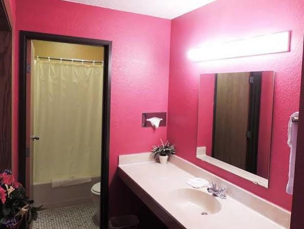 America'S Stay Inn Stewartville Екстериор снимка